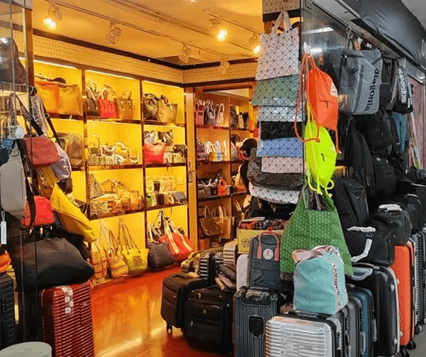 Shanghai Markets - Discover Shanghai with Shanghai English Driver